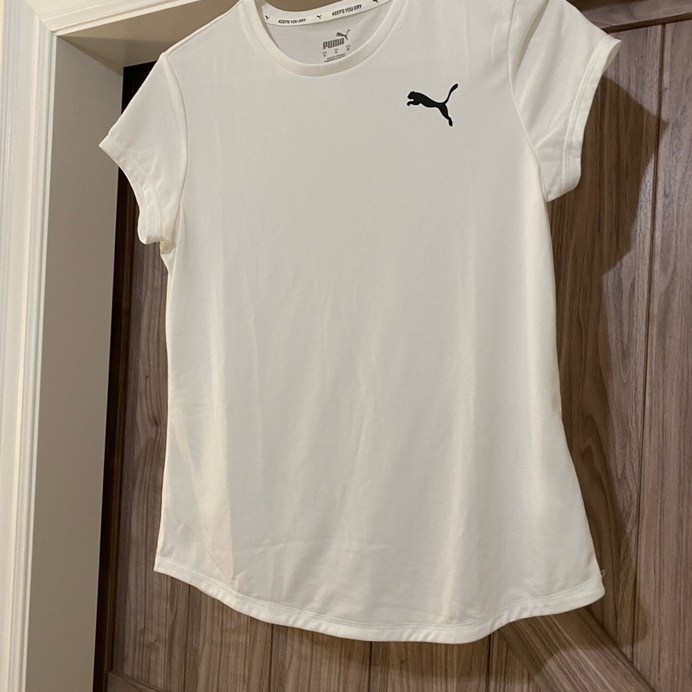 BUNDLE ITEM * Short Sleeve Puma  T in White Cotton Sz M